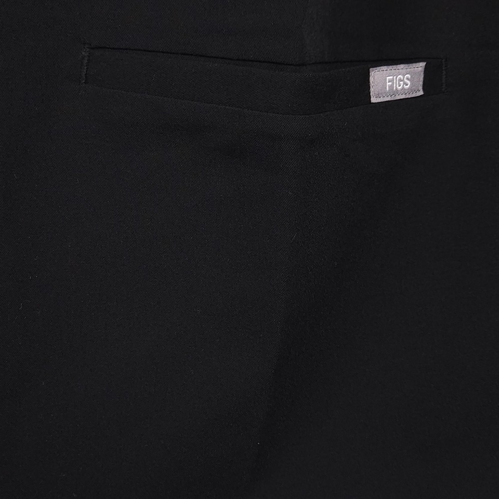 FIGS Casma Scrub‎ Top Black 4XL Three Pocket V-Neck FIONTechnology Women's NWT - Picture 3 of 11